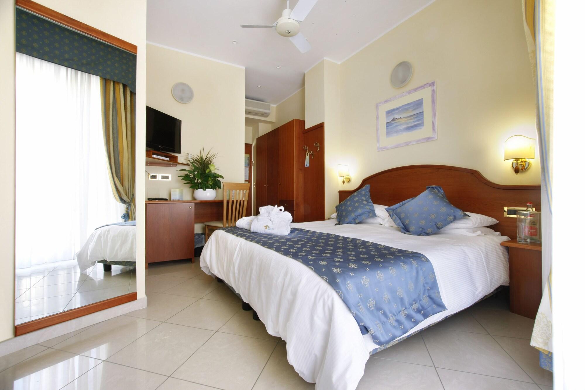 Hotel Ristorante Toscana Αλάσιο Εξωτερικό φωτογραφία